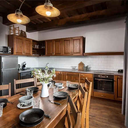 Aram Kubinska Hola Apartament *
