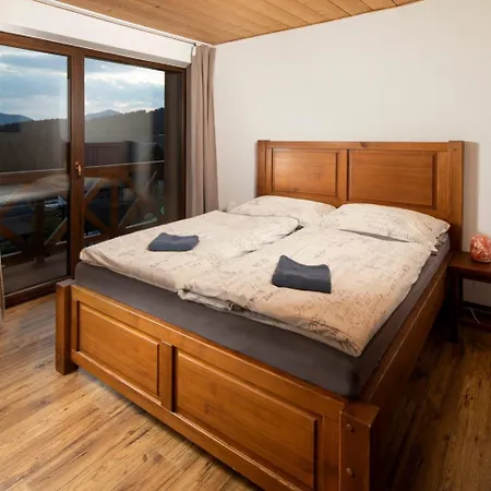 Aram Kubínska Hoľa Apartamento