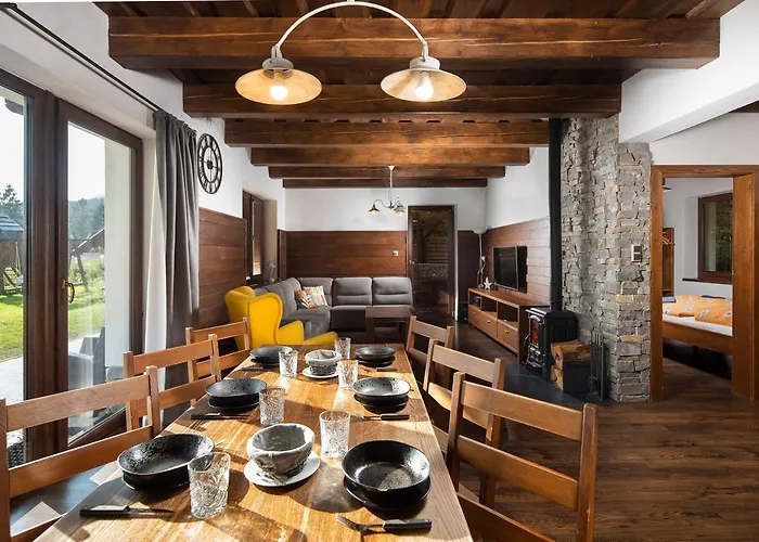 아파트 Aram Kubinska Hola *