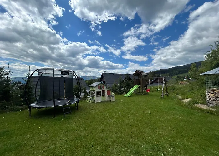 Aram Kubinska Hola 돌니 쿠빈